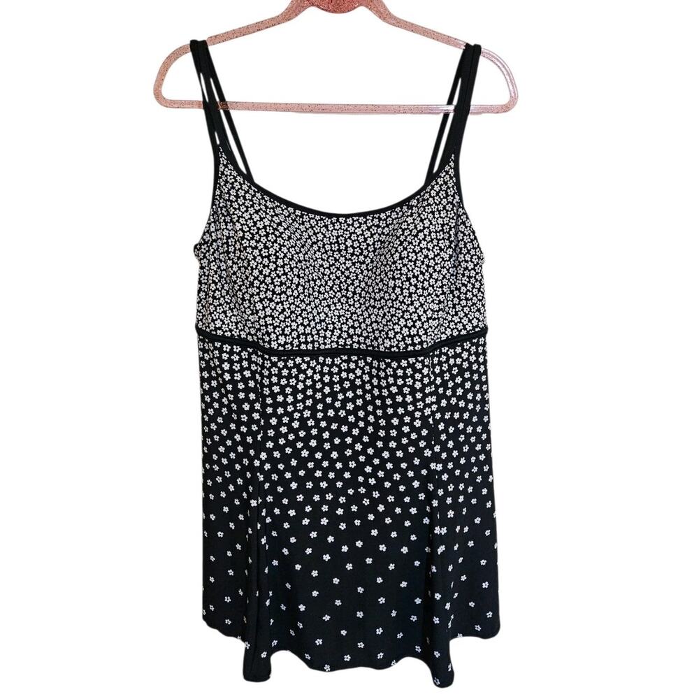 Le Cove Onepiece Swimsuit Swimdress Black And White Size 18